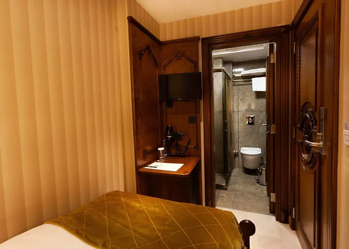 Otel Bablin Butik 3*